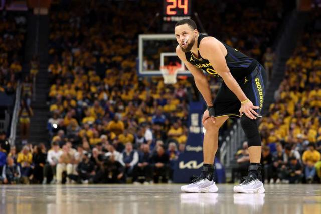 华体会网页版登录入口-生涯首次腿筋拉伤！库里不想拿自己的健康冒险